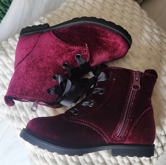 Cat & Jack Velvet Burgundy Kids Boots Girls Size 10 - Picture 3 of 5
